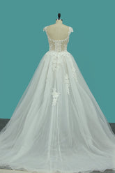 Chic Jewel Sleeveless Lace Wedding Dress Tull Appliques Ruffles Bridal Gowns Online-27dress